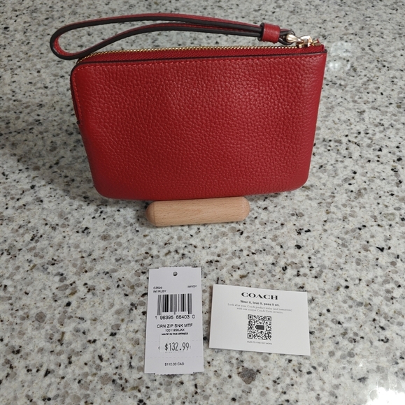 Coach New Year Corner Zip Wristlet With Snake Graphic - Picture 6 of 8